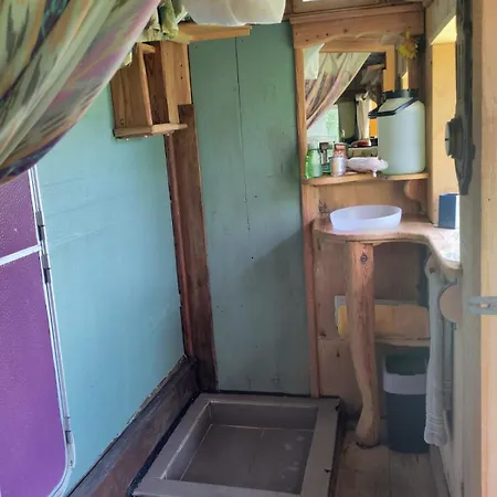 Cute Caravan Hideaway In Nature Campsite